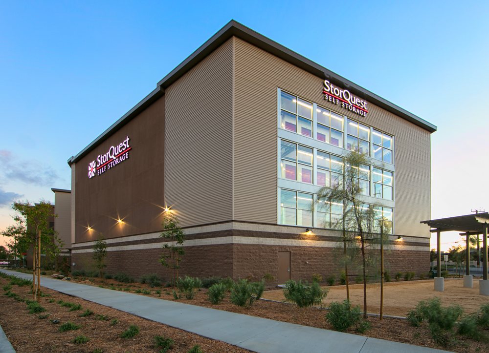 StorQuest Anaheim Magellan Architects